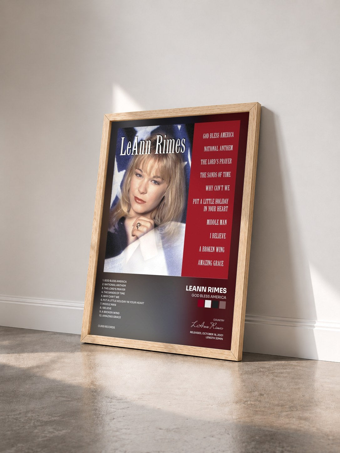 #bois Tableau de l'album God Bless America de LeAnn Rimes vu de trois quarts, cadre en bois brut
