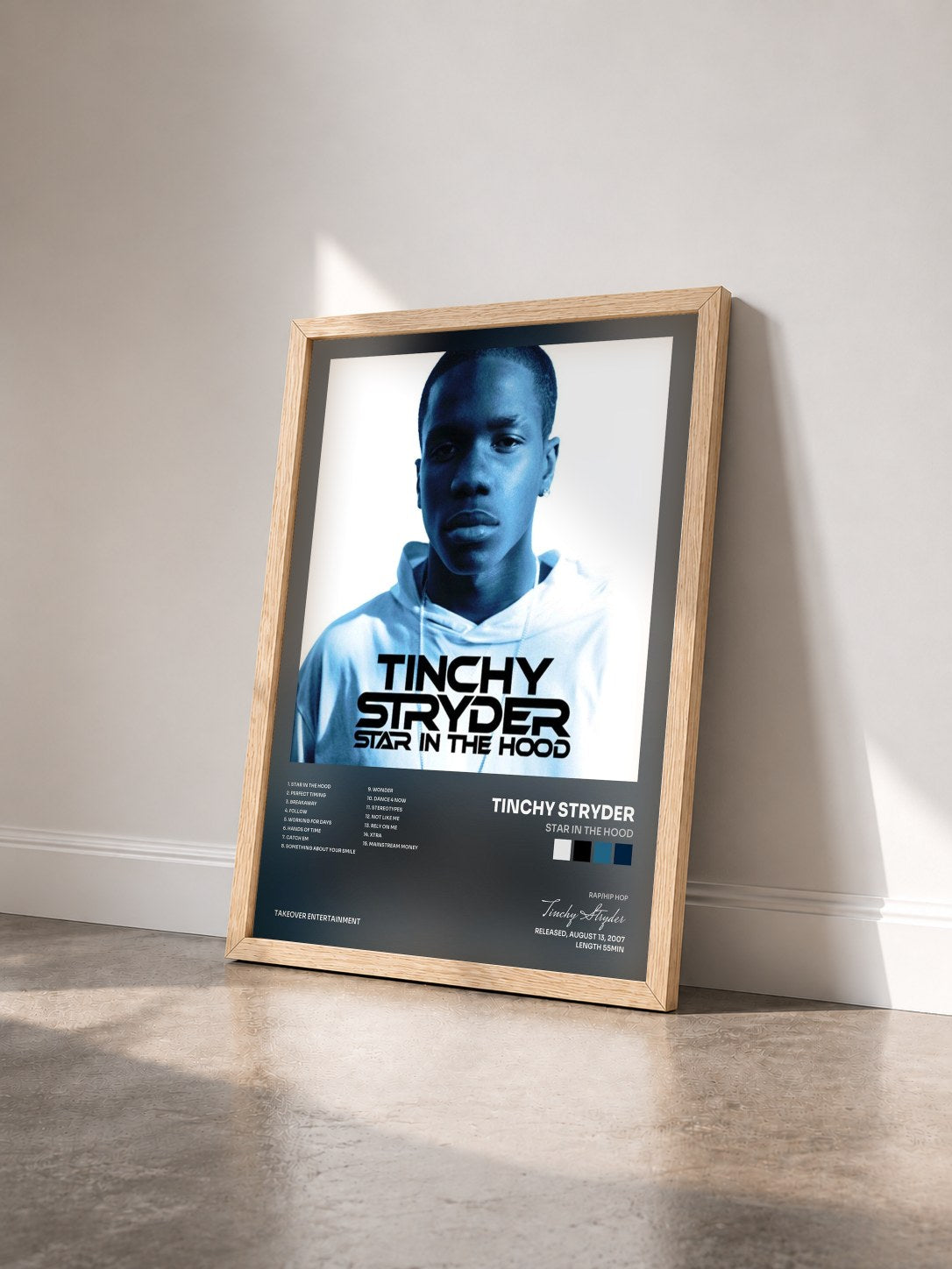 #bois Tableau de l'album Star in the Hood de Tinchy Stryder vu de trois quarts, cadre en bois brut