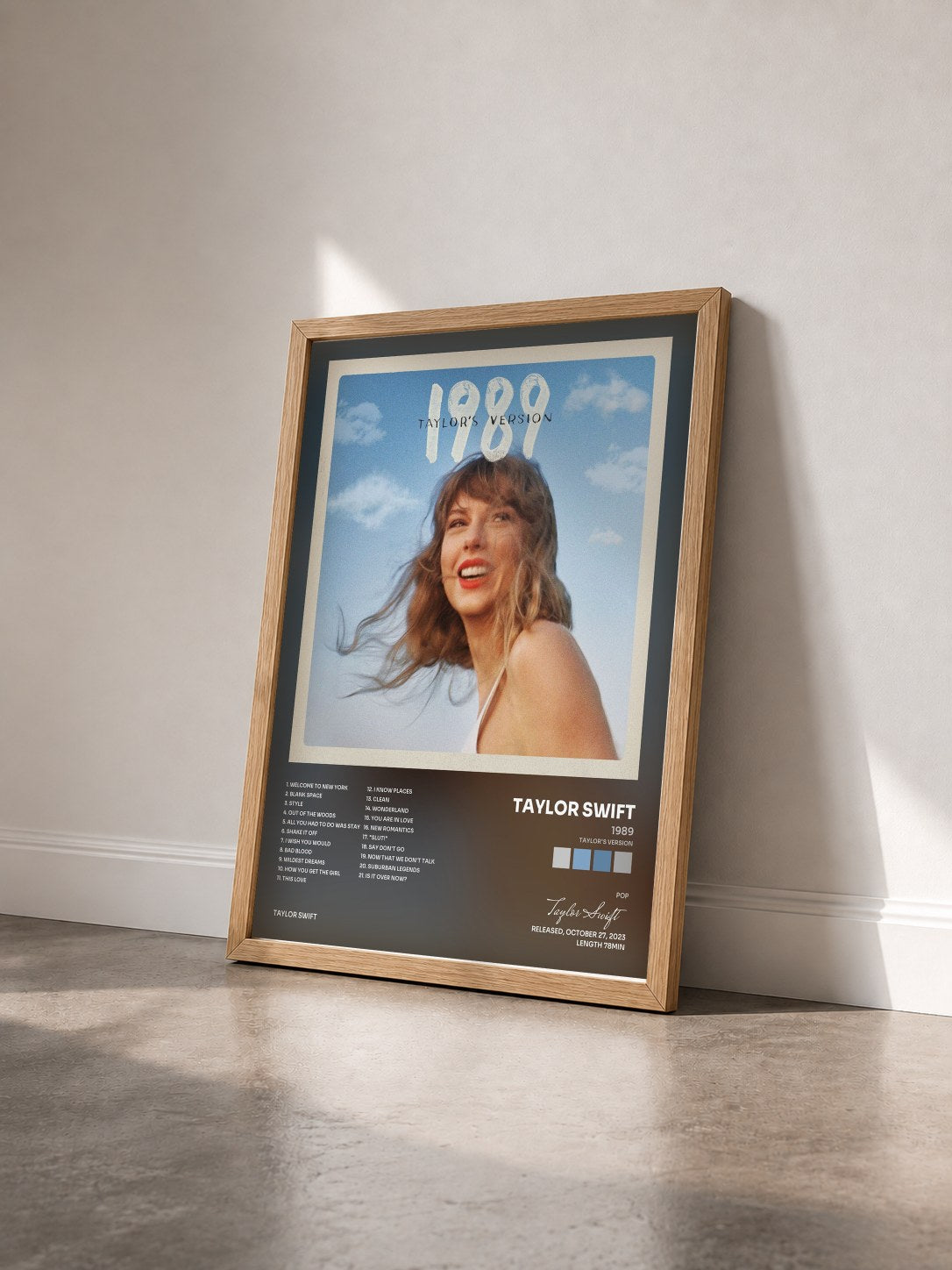 #bois Tableau de l'album 1989 (Taylor's Version) de Taylor Swift vu de trois quarts, cadre en bois brut