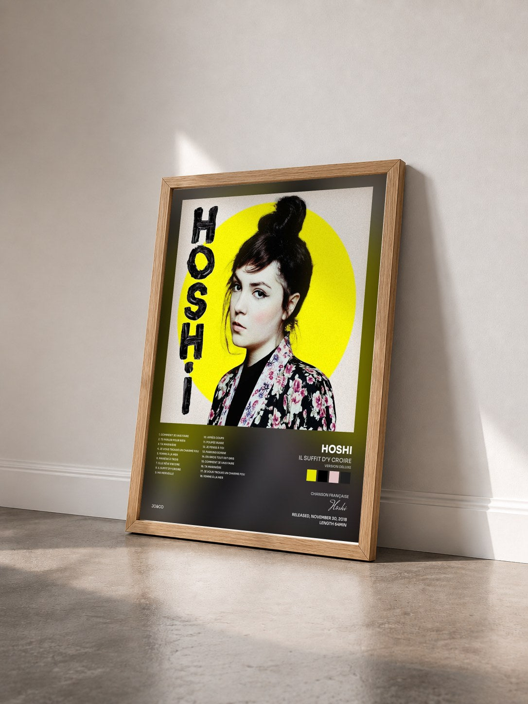 #bois Tableau de l'album Il suffit d'y croire (Version deluxe) de Hoshi vu de trois quarts, cadre en bois brut