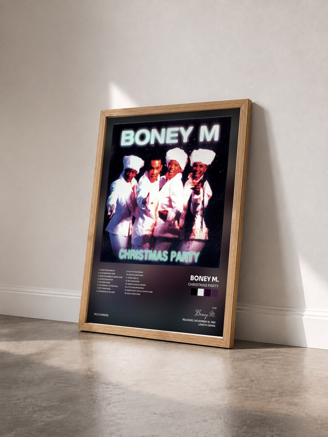 #bois Tableau de l'album Christmas Party de Boney M. vu de trois quarts, cadre en bois brut