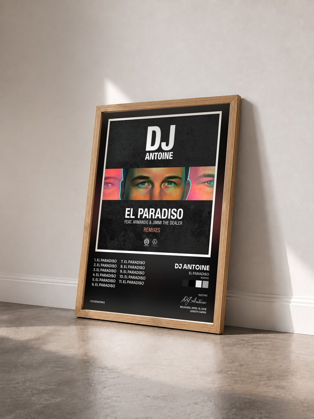 #bois Tableau de l'album El Paradiso (Remixes) de DJ Antoine vu de trois quarts, cadre en bois brut