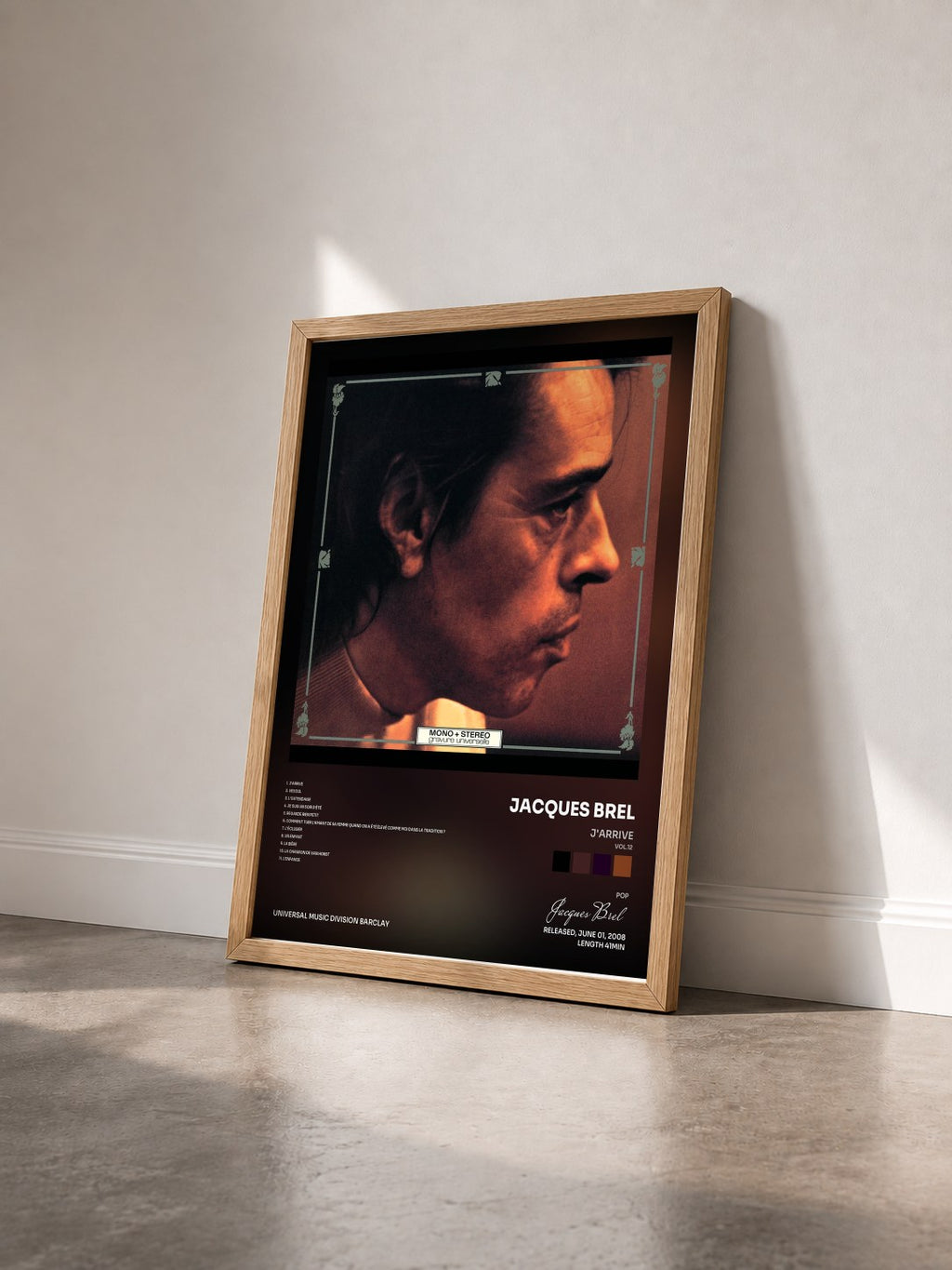 #bois Tableau de l'album J'Arrive (Vol.12) de Jacques Brel vu de trois quarts, cadre en bois brut