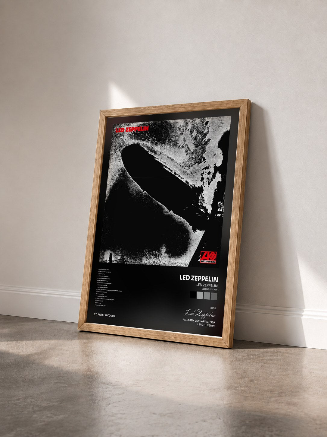 #bois Tableau de l'album Led Zeppelin (Deluxe Edition) de Led Zeppelin vu de trois quarts, cadre en bois brut