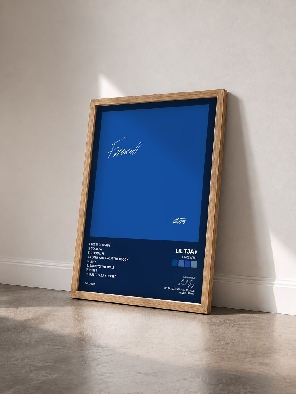 #bois Tableau de l'album Farewell de Lil Tjay vu de trois quarts, cadre en bois brut