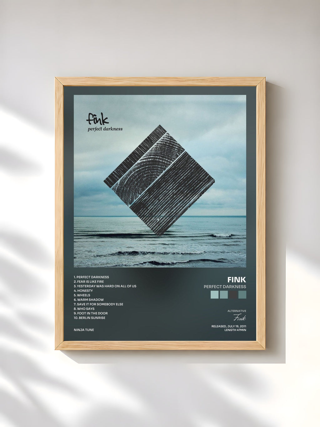 #bois Tableau de l'album Perfect Darkness de Fink, cadre en bois brut, imprimé et encadré en France