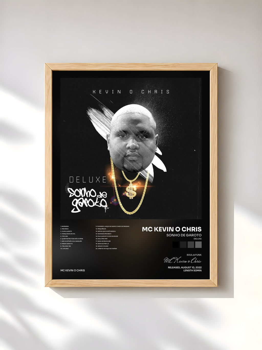 #bois Tableau de l'album Sonho de Garoto (Deluxe) de MC Kevin o Chris, cadre en bois brut, imprimé et encadré en France