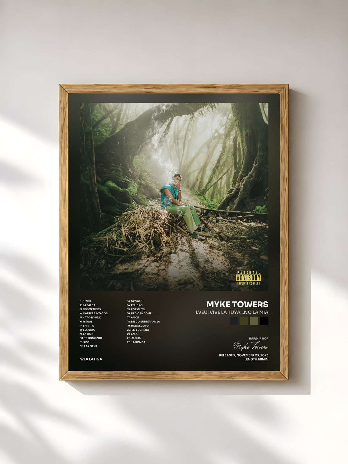 #bois Tableau de l'album LVEU: VIVE LA TUYA...NO LA MIA de Myke Towers, cadre en bois brut, imprimé et encadré en France