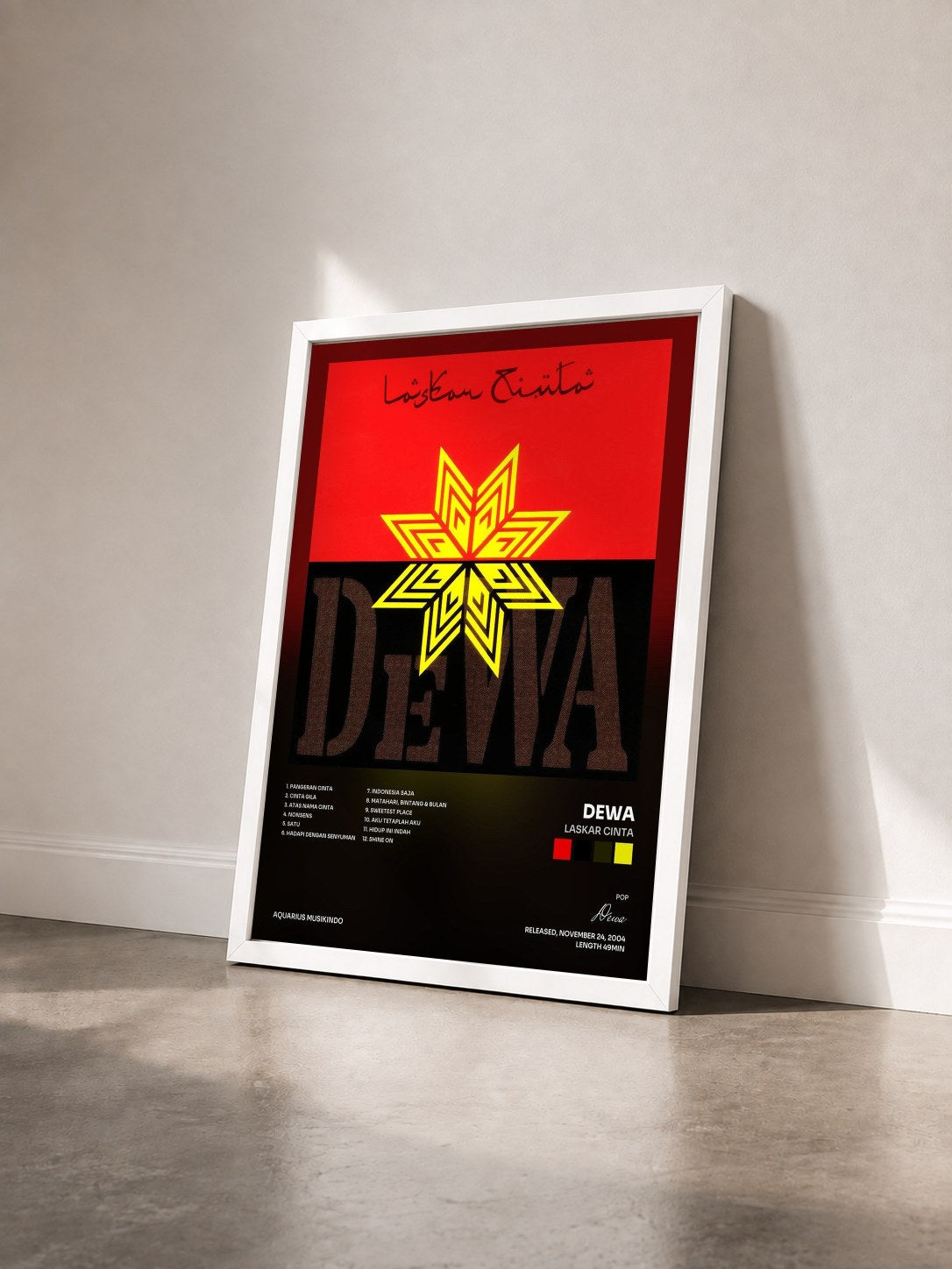 #blanc Tableau de l'album Laskar Cinta de Dewa vu de trois quarts, cadre blanc