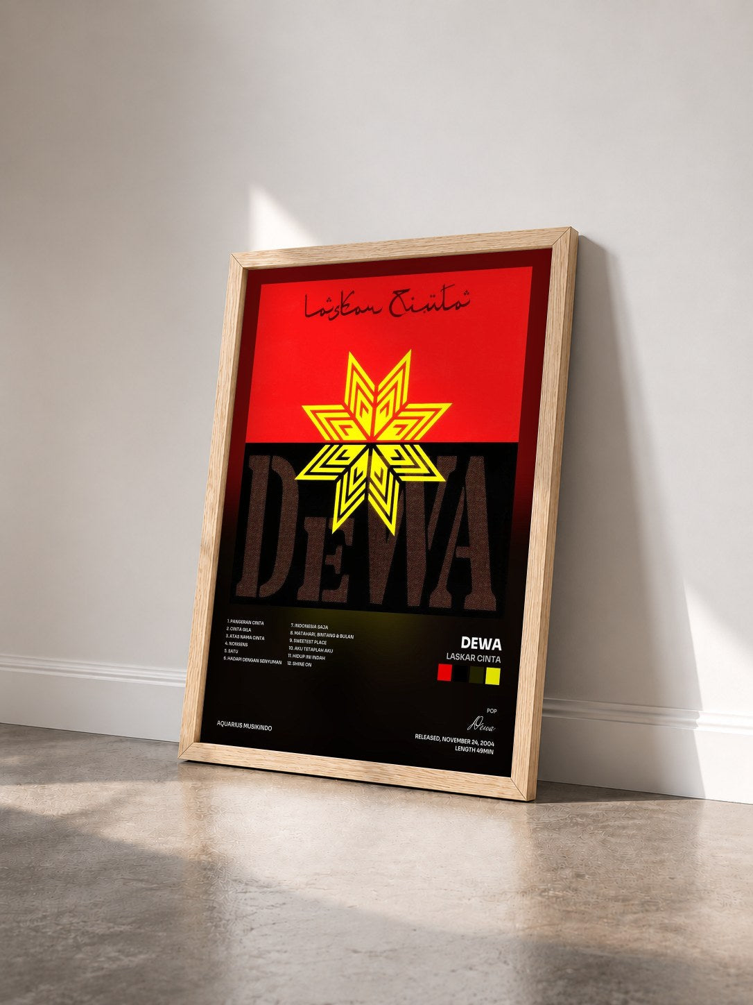 #bois Tableau de l'album Laskar Cinta de Dewa vu de trois quarts, cadre en bois brut