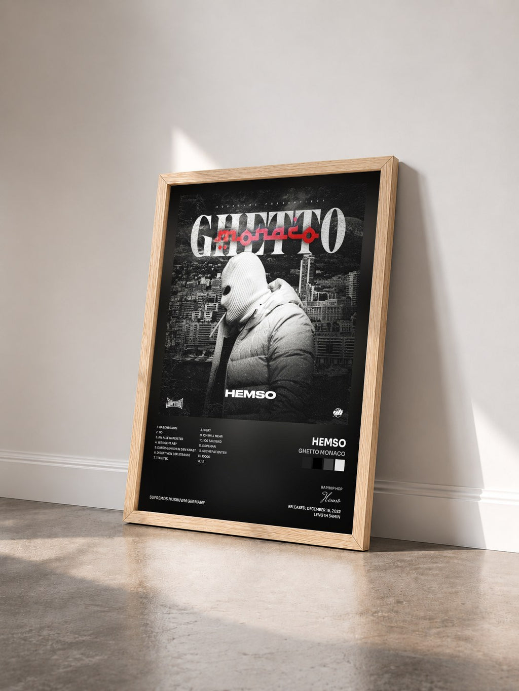 #bois Tableau de l'album Ghetto Monaco de Hemso vu de trois quarts, cadre en bois brut