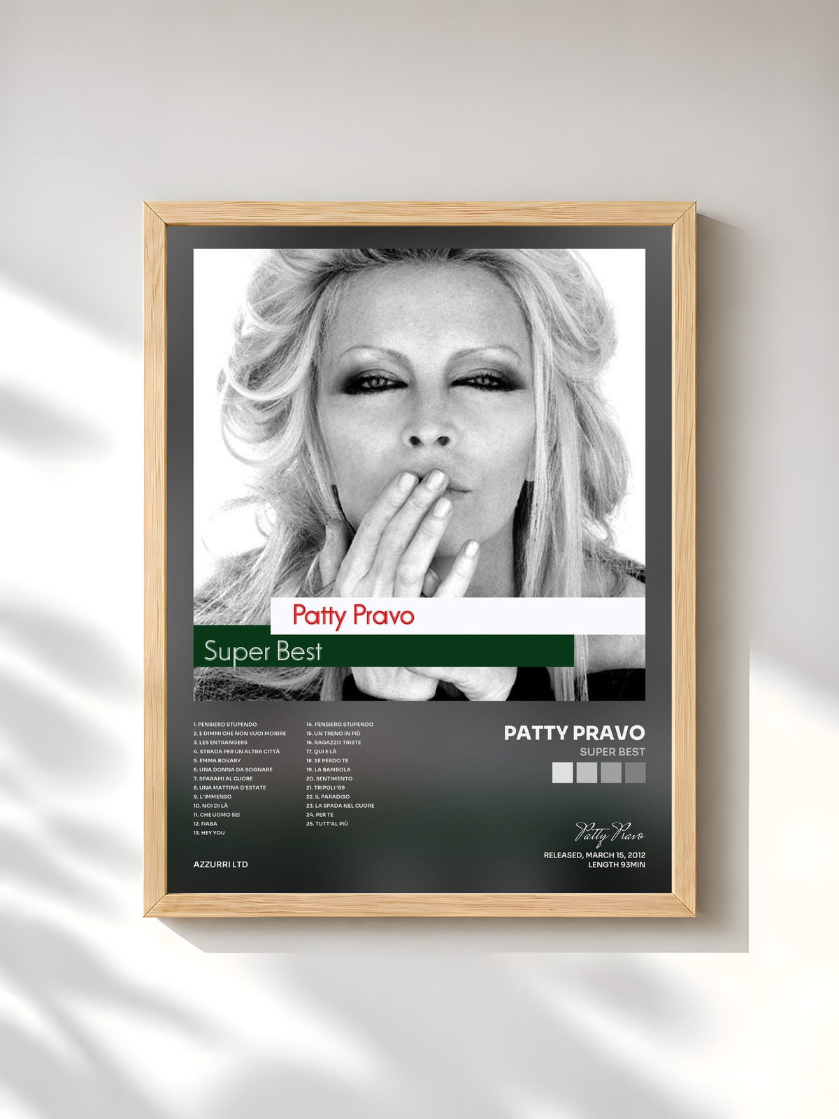 #bois Tableau de l'album Super Best de Patty Pravo, cadre en bois brut, imprimé et encadré en France