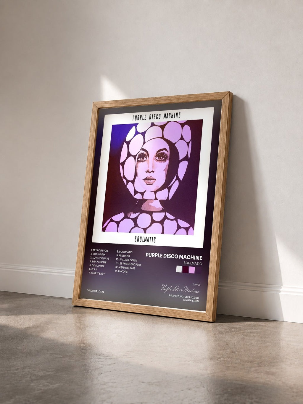 #bois Tableau de l'album Soulmatic de Purple Disco Machine vu de trois quarts, cadre en bois brut
