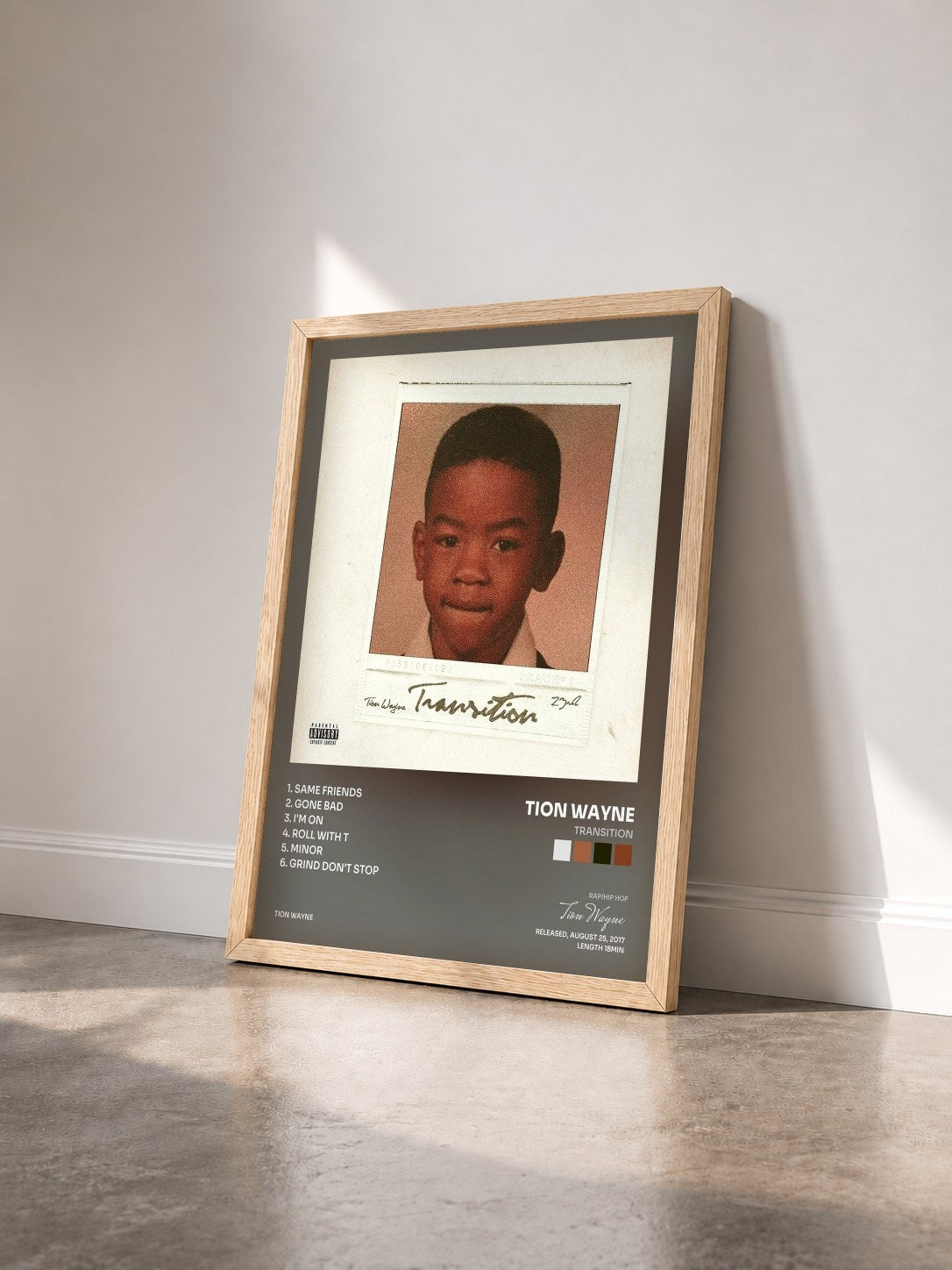 #bois Tableau de l'album Transition de Tion Wayne vu de trois quarts, cadre en bois brut