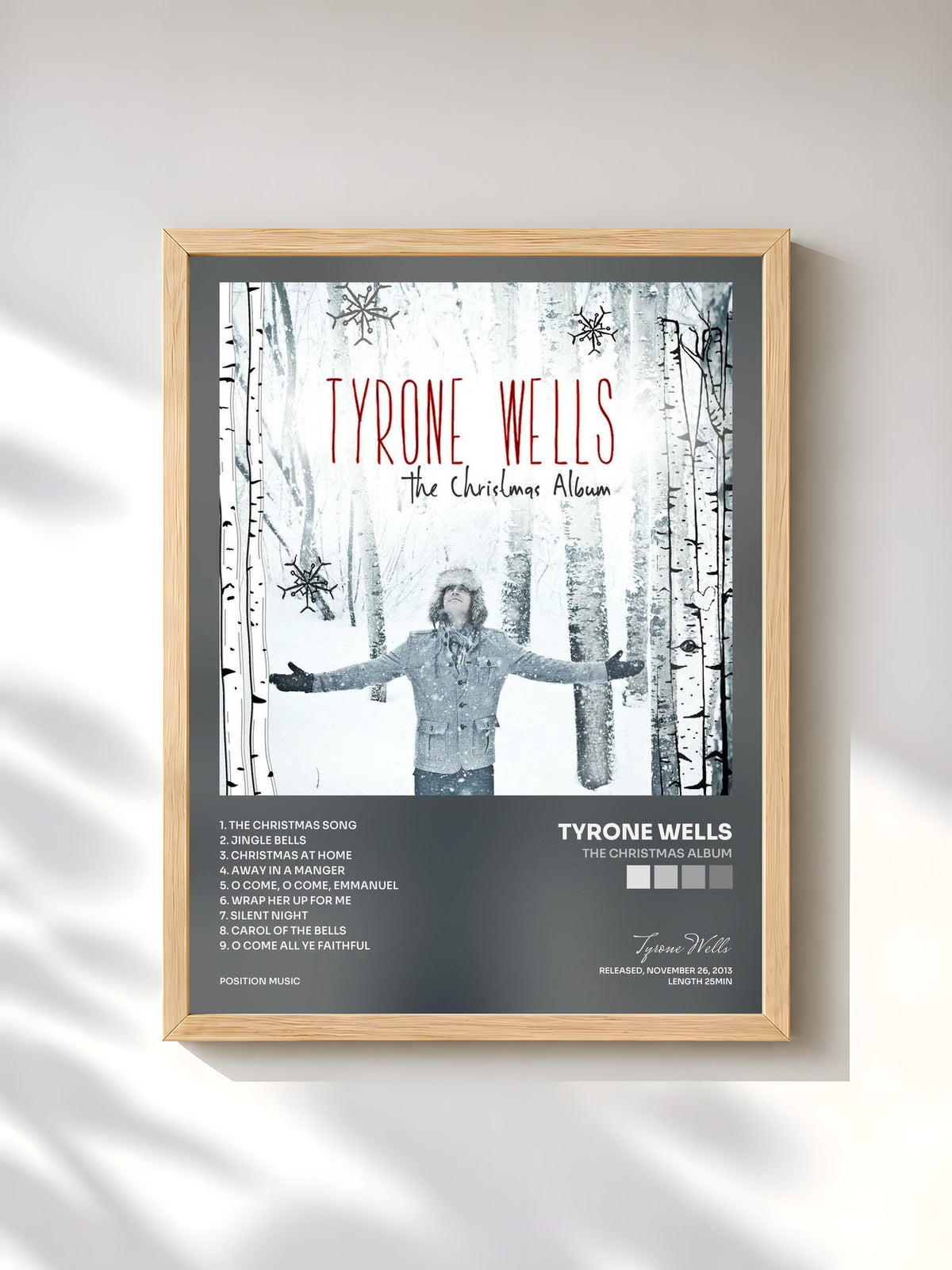 #bois Tableau de l'album The Christmas Album de Tyrone Wells, cadre en bois brut, imprimé et encadré en France