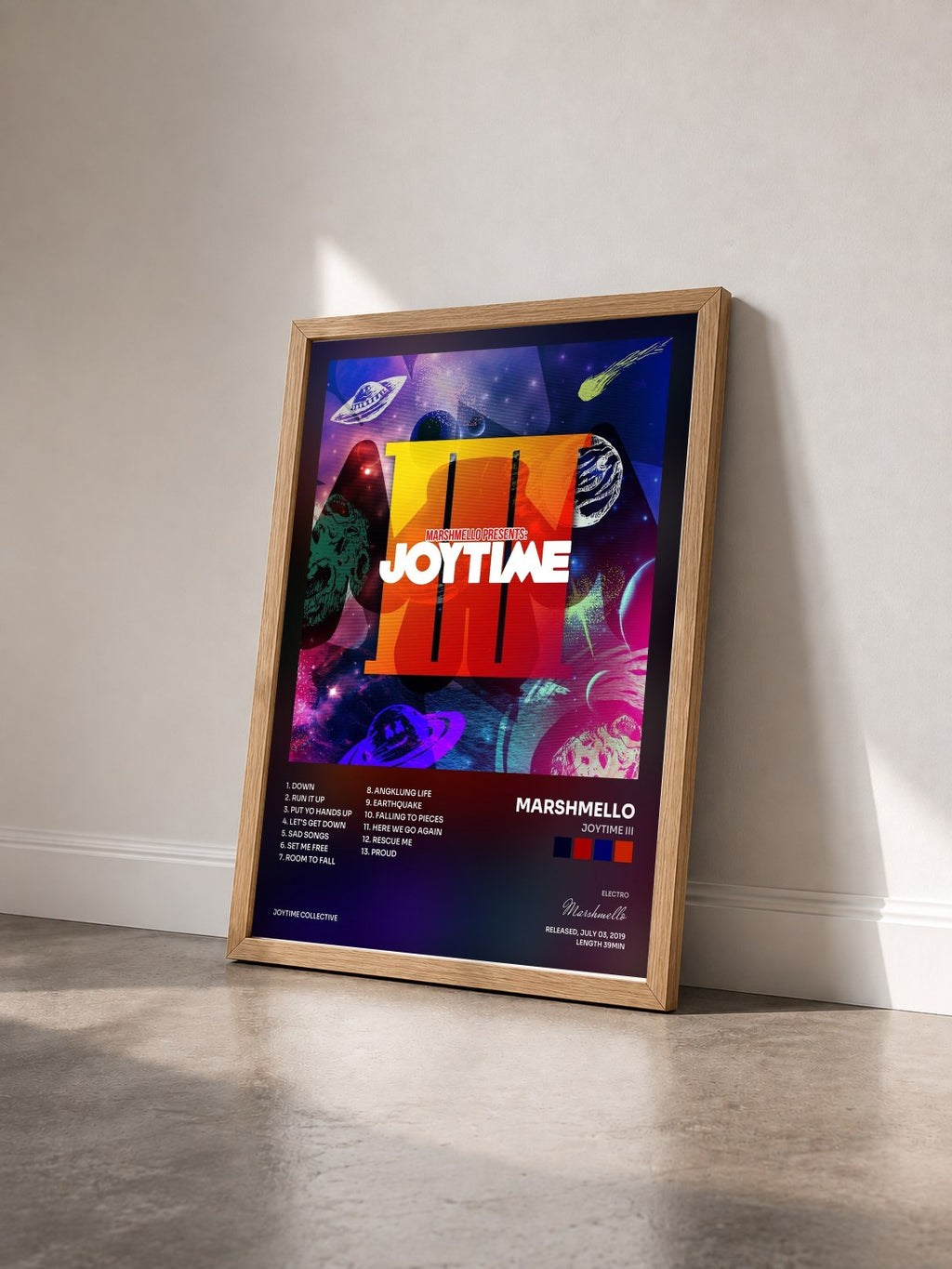 #bois Tableau de l'album Joytime III de Marshmello vu de trois quarts, cadre en bois brut