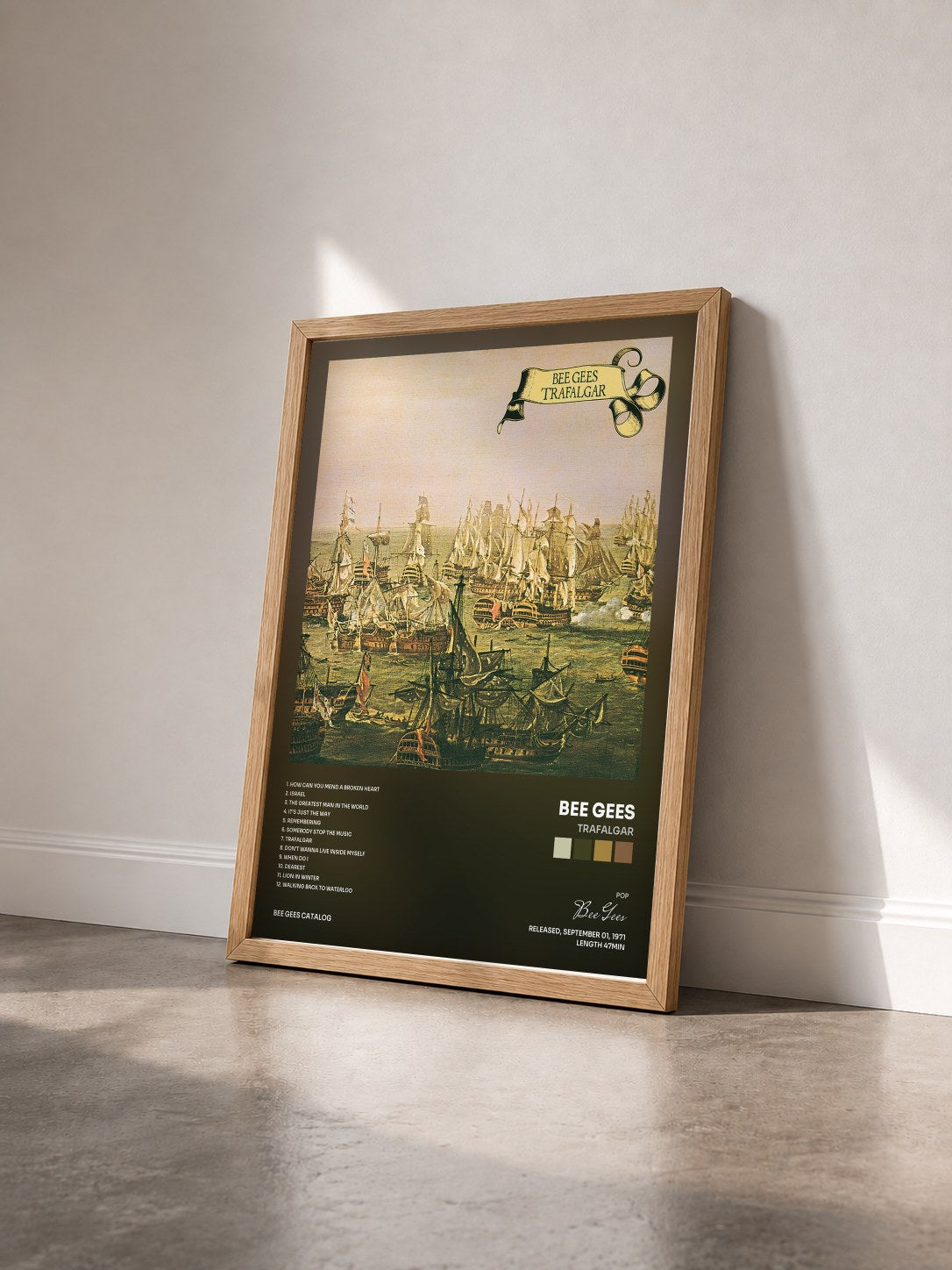 #bois Tableau de l'album Trafalgar de Bee Gees vu de trois quarts, cadre en bois brut