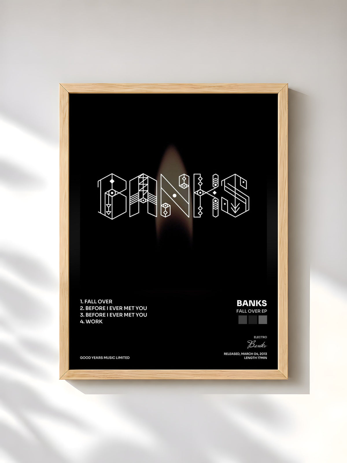 #bois Tableau de l'album Fall Over EP de Banks, cadre en bois brut, imprimé et encadré en France
