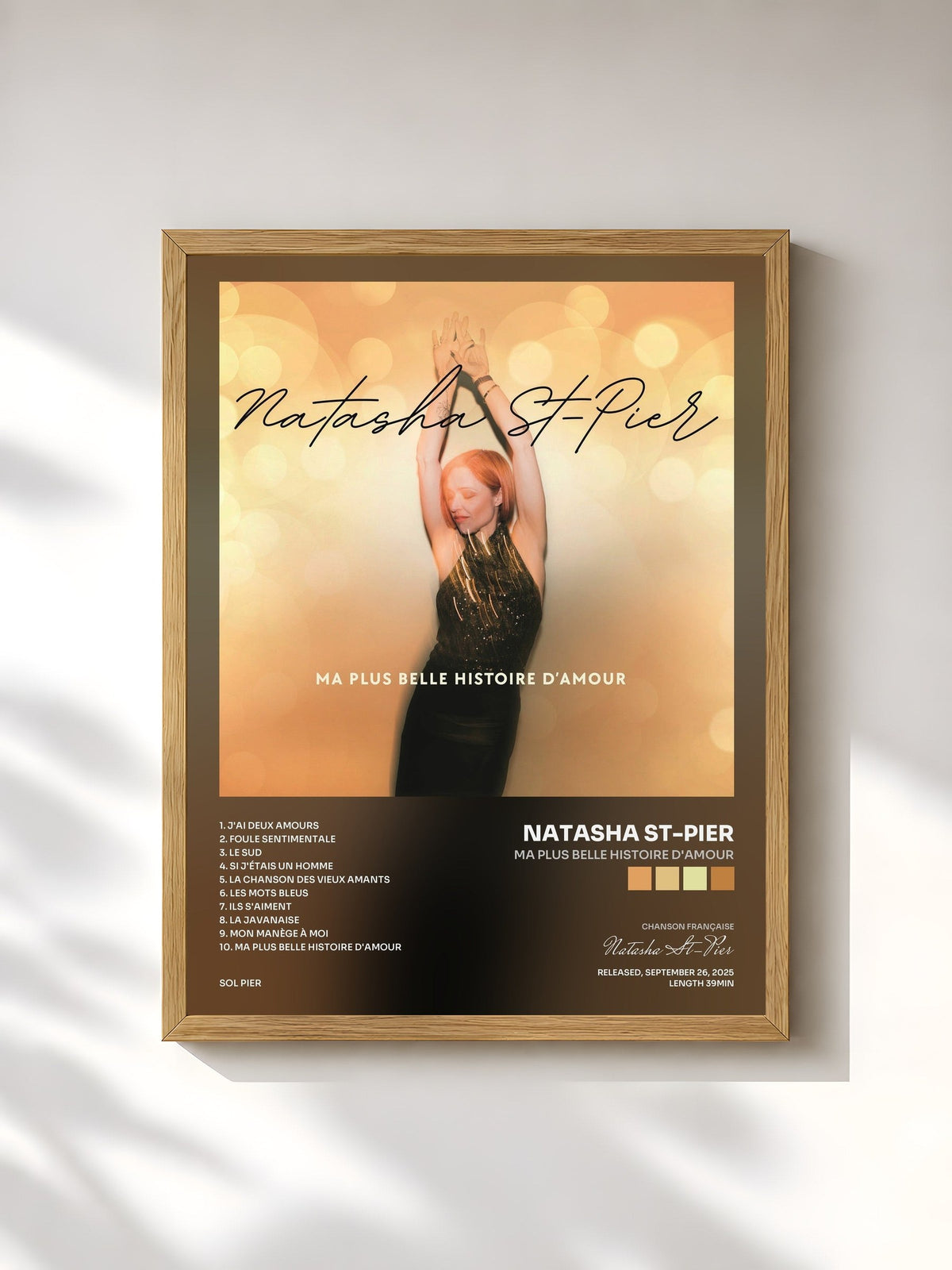 #bois Tableau de l'album Ma plus belle histoire d'amour de Natasha St-Pier, cadre en bois brut, imprimé et encadré en France