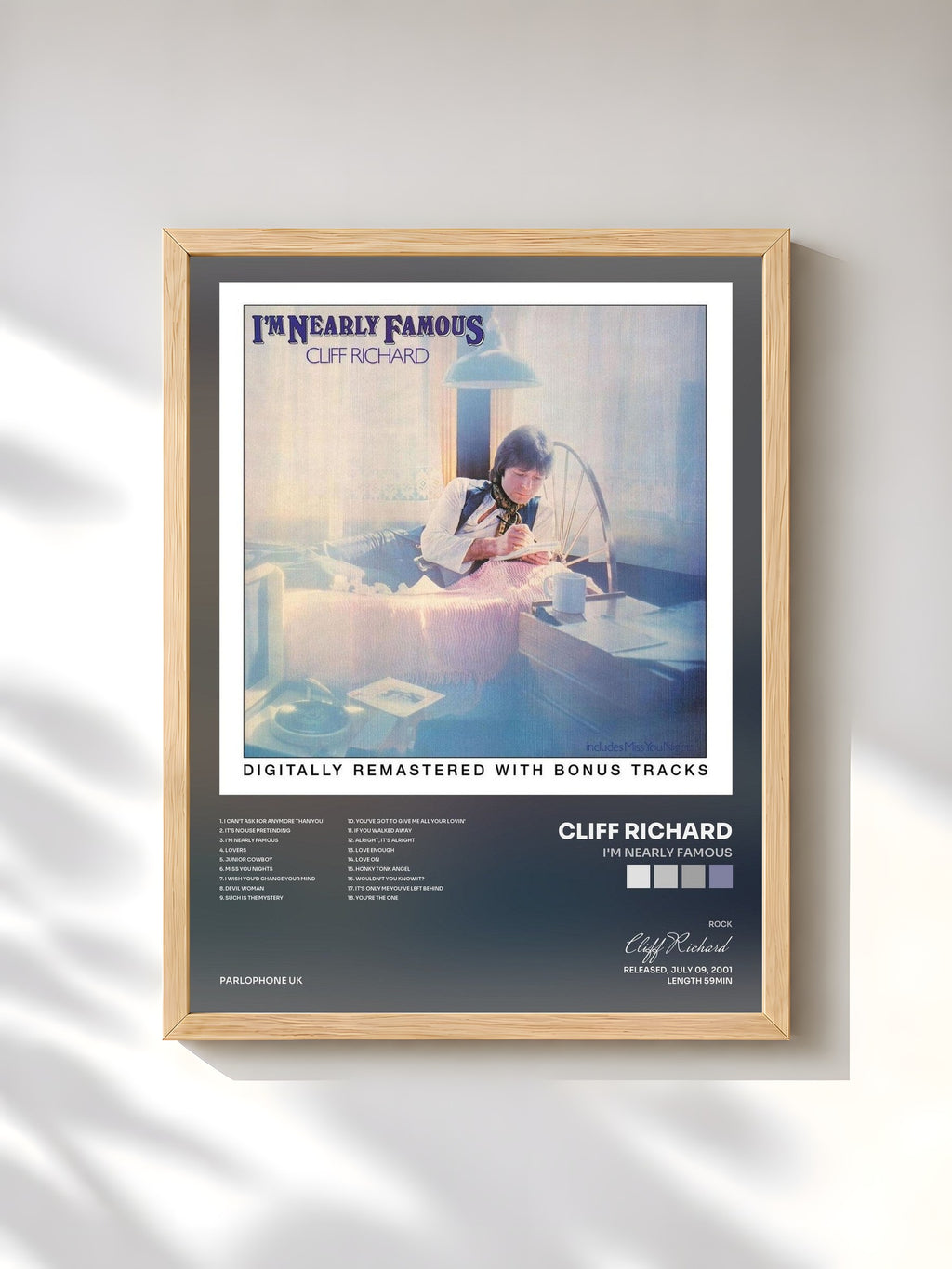 #bois Tableau de l'album I'm Nearly Famous de Cliff Richard, cadre en bois brut, imprimé et encadré en France