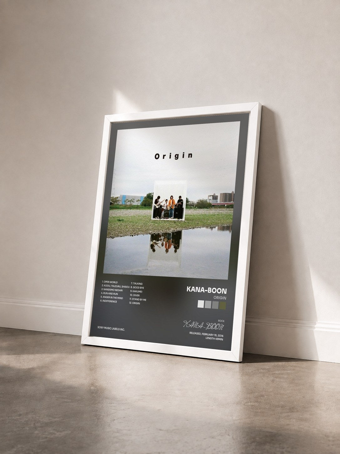 #blanc Tableau de l'album Origin de KANA-BOON vu de trois quarts, cadre blanc
