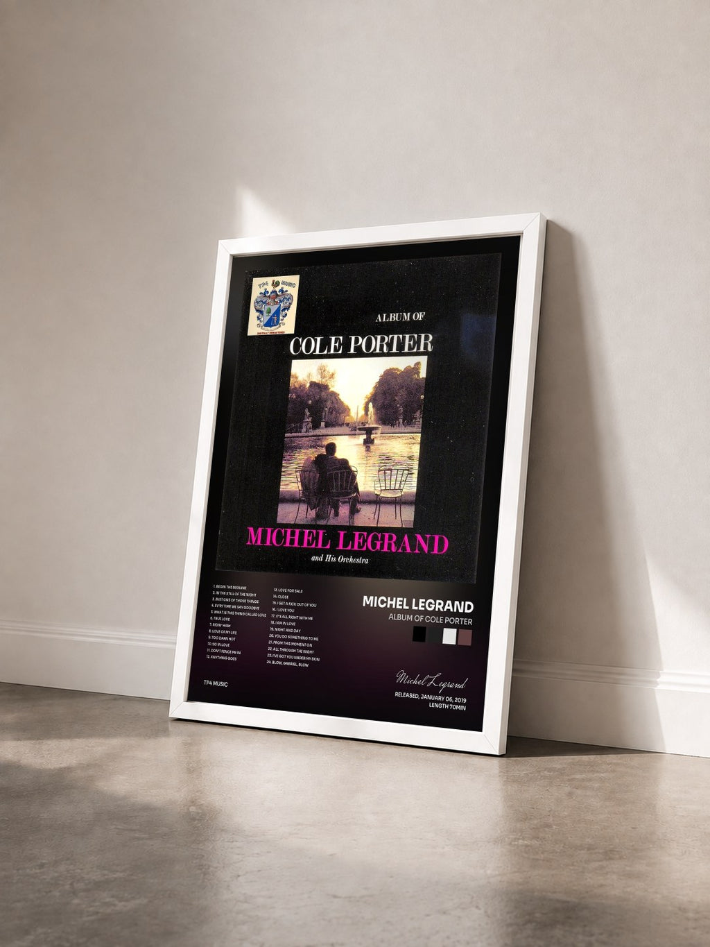 #blanc Tableau de l'album Album of Cole Porter de Michel Legrand vu de trois quarts, cadre blanc