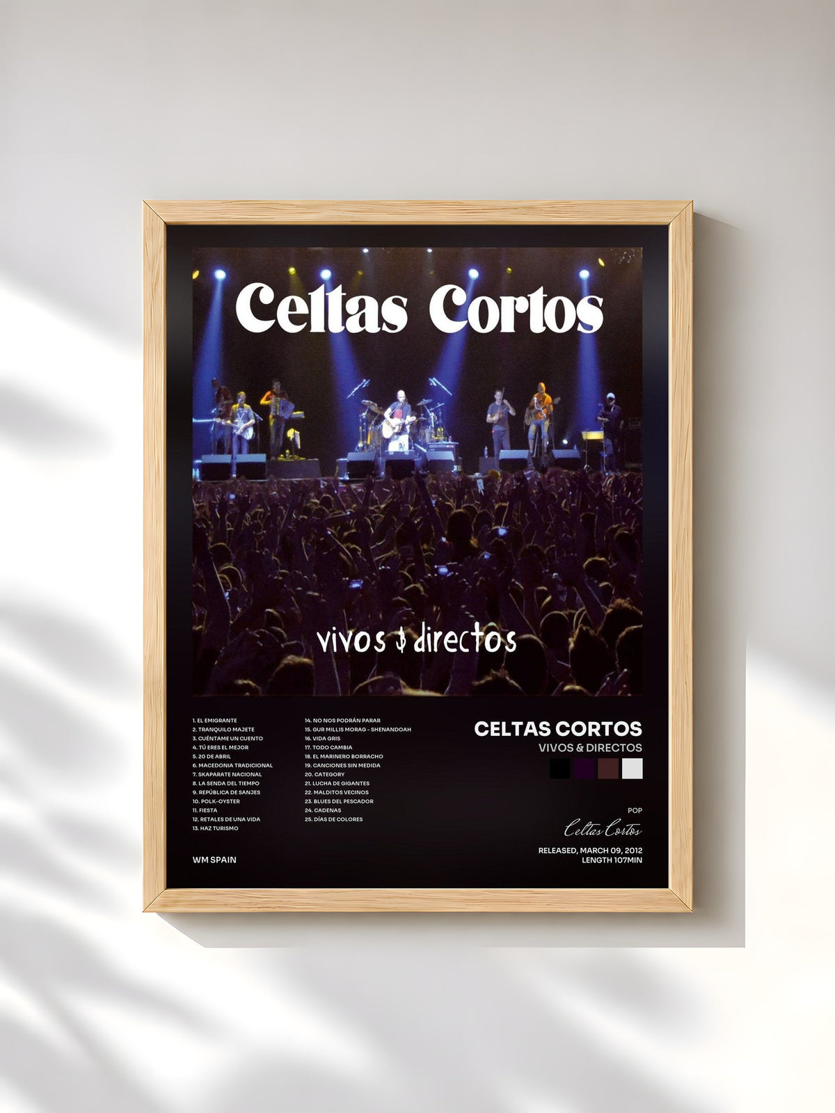 #bois Tableau de l'album Vivos & directos de Celtas Cortos, cadre en bois brut, imprimé et encadré en France