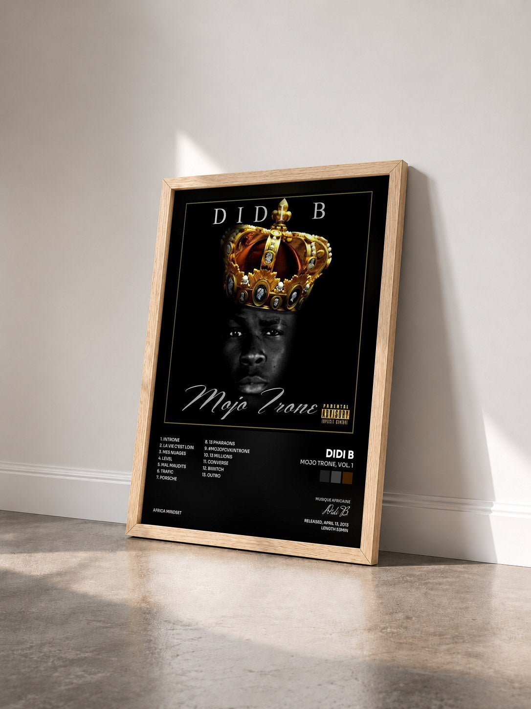 #bois Tableau de l'album Mojo trone, vol. 1 de Didi B vu de trois quarts, cadre en bois brut