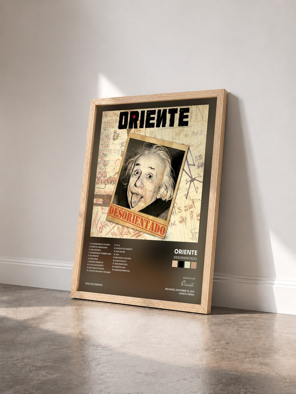 #bois Tableau de l'album Desorientado de Oriente vu de trois quarts, cadre en bois brut