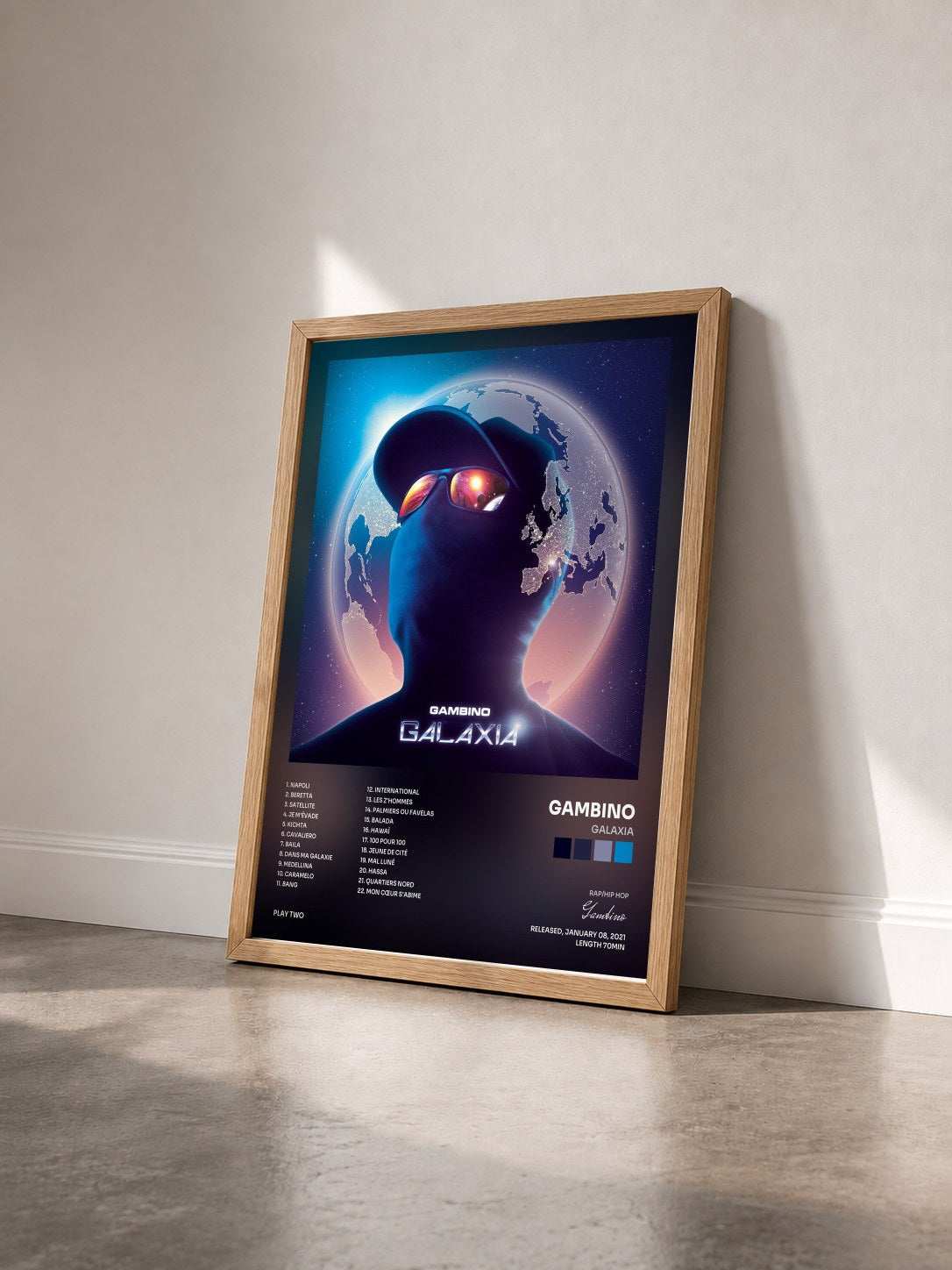 #bois Tableau de l'album Galaxia de Gambino vu de trois quarts, cadre en bois brut
