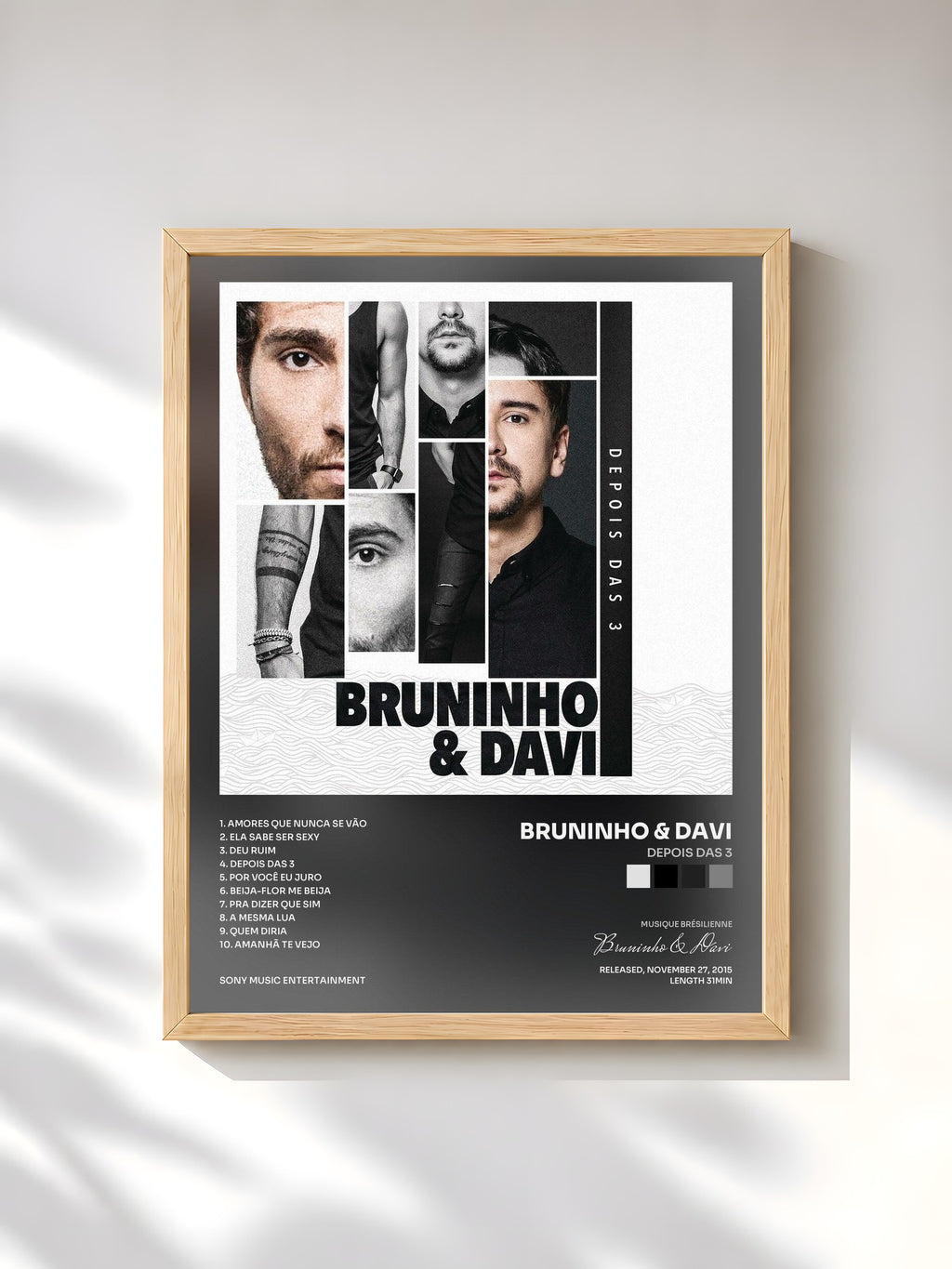 #bois Tableau de l'album Depois das 3 de Bruninho & Davi, cadre en bois brut, imprimé et encadré en France