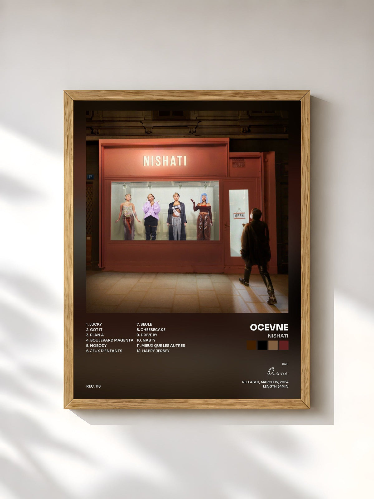 #bois Tableau de l'album NISHATI de Ocevne, cadre en bois brut, imprimé et encadré en France