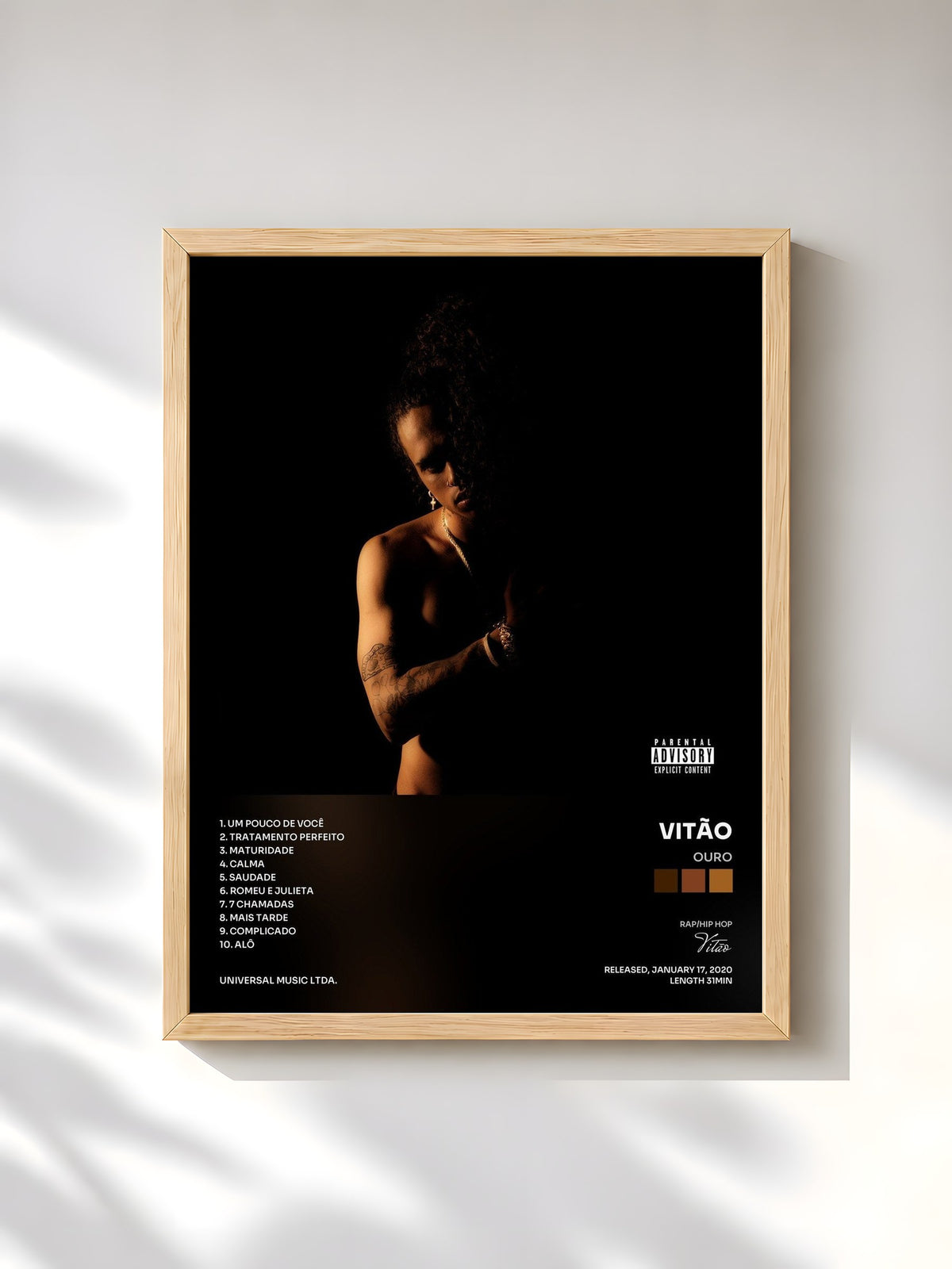 #bois Tableau de l'album Ouro de Vitão, cadre en bois brut, imprimé et encadré en France