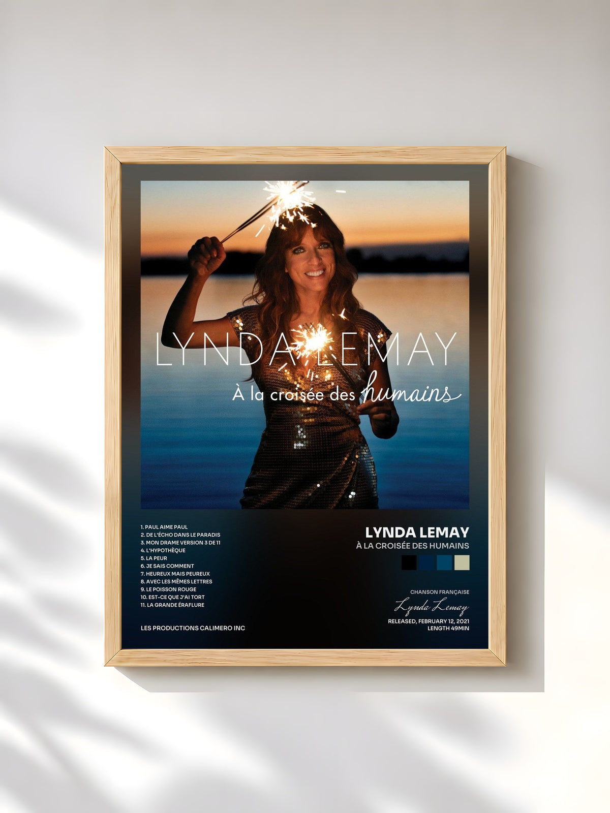 #bois Tableau de l'album À la croisée des humains de Lynda Lemay, cadre en bois brut, imprimé et encadré en France