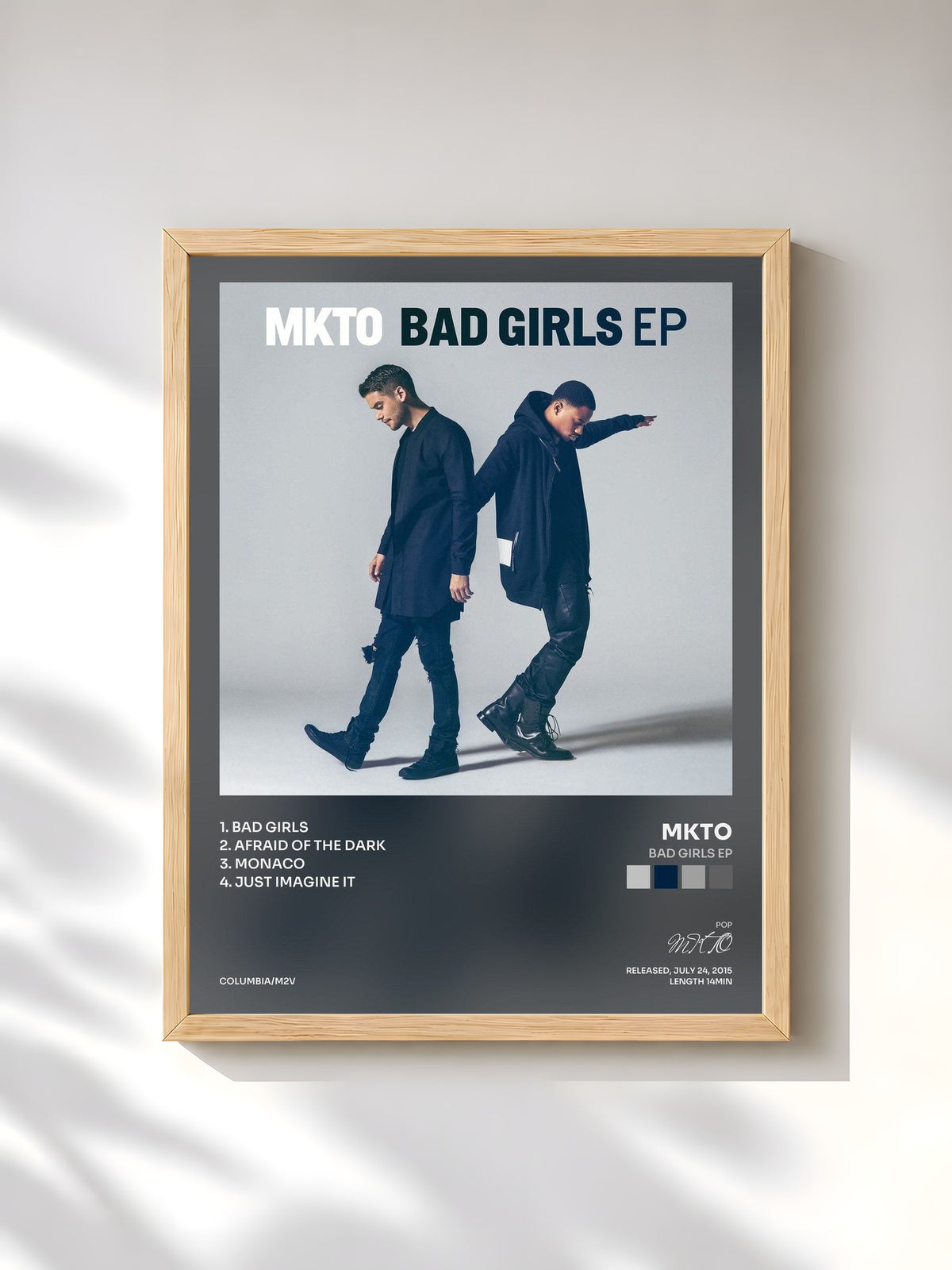 #bois Tableau de l'album Bad Girls EP de MKTO, cadre en bois brut, imprimé et encadré en France