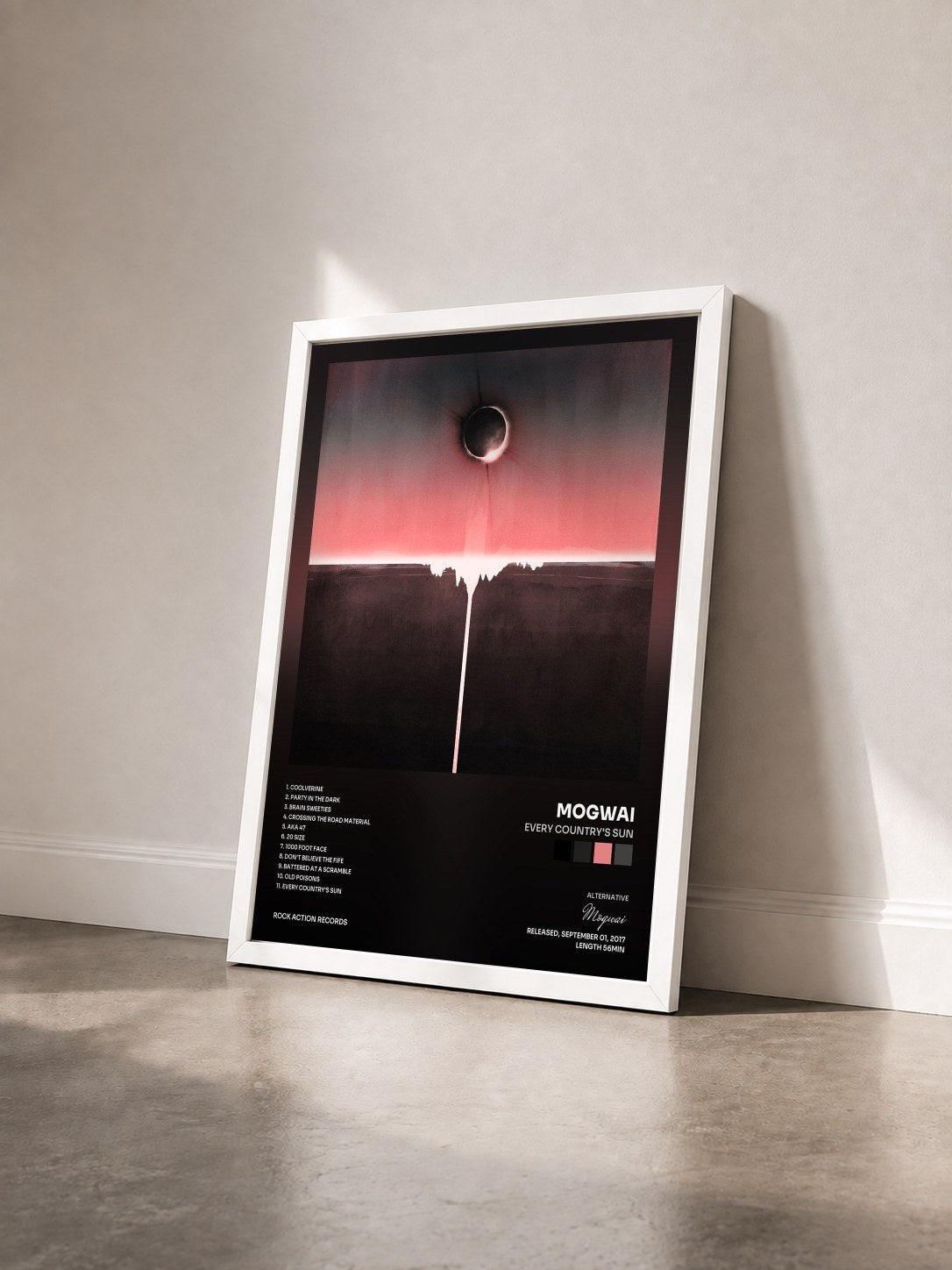#blanc Tableau de l'album Every Country's Sun de Mogwai vu de trois quarts, cadre blanc