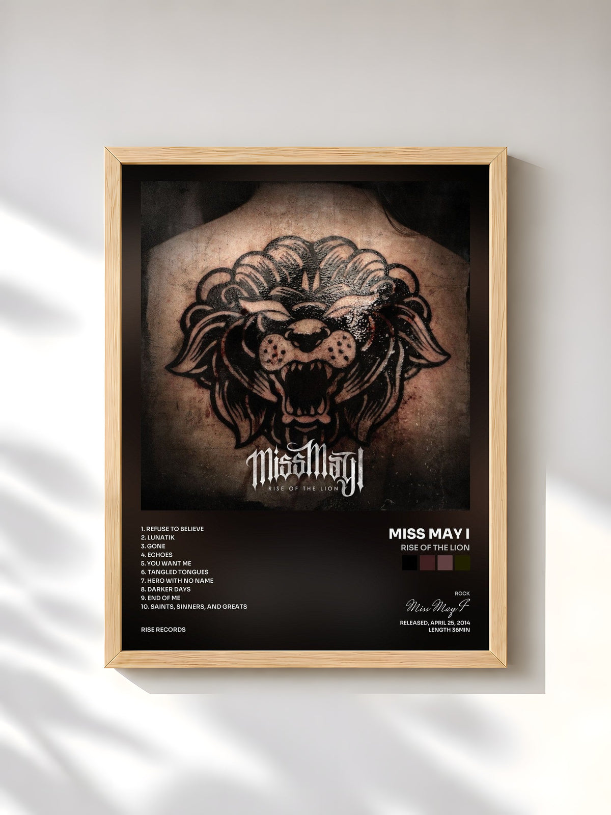 #bois Tableau de l'album Rise of The Lion de Miss May I, cadre en bois brut, imprimé et encadré en France