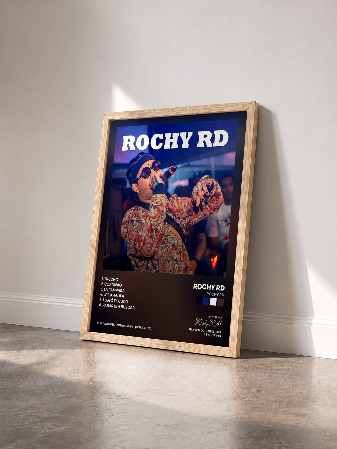 #bois Tableau de l'album Rochy Rd de Rochy RD vu de trois quarts, cadre en bois brut