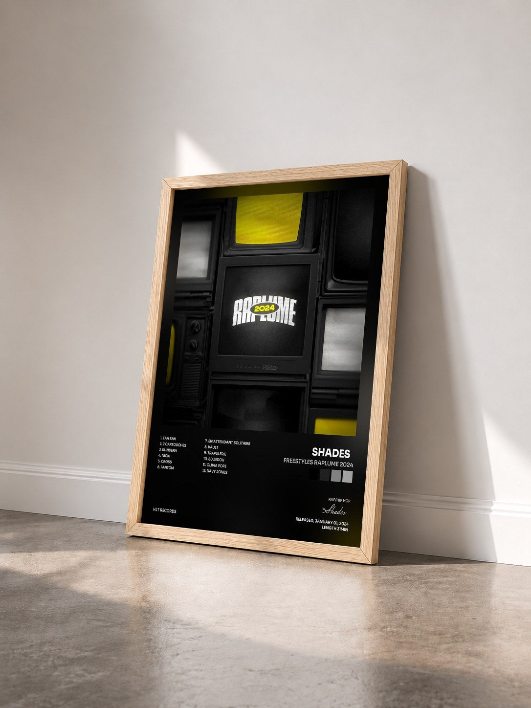 #bois Tableau de l'album FREESTYLES RAPLUME 2024 de Shades   vu de trois quarts, cadre en bois brut