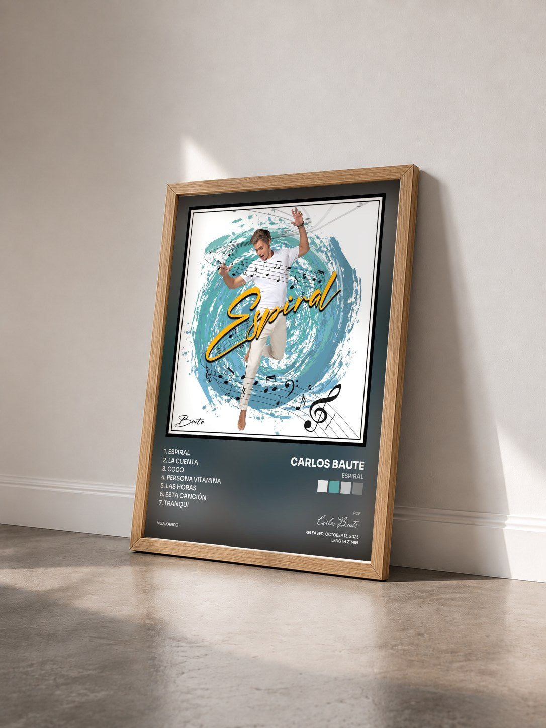 #bois Tableau de l'album Espiral de Carlos Baute vu de trois quarts, cadre en bois brut
