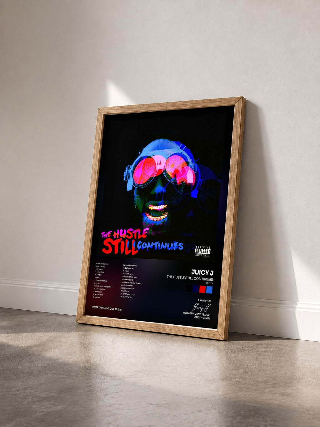 #bois Tableau de l'album THE HUSTLE STILL CONTINUES (Deluxe) de Juicy J vu de trois quarts, cadre en bois brut