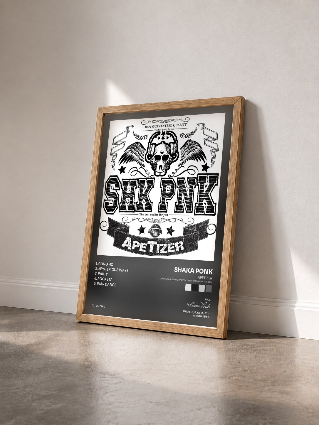 #bois Tableau de l'album ApeTizer (100% Guaranteed Quality - The Best Quality for You) de Shaka Ponk vu de trois quarts, cadre en bois brut
