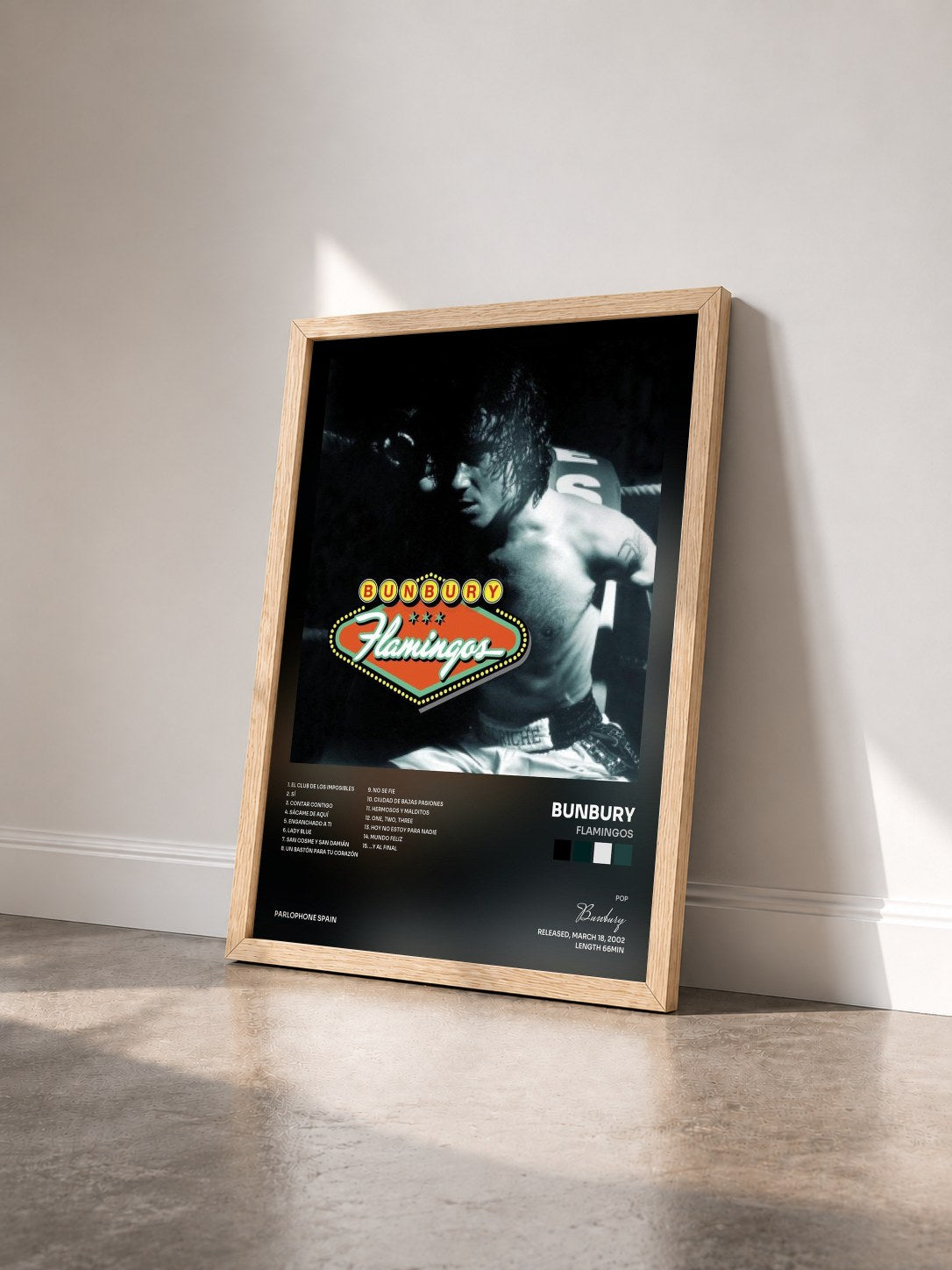 #bois Tableau de l'album Flamingos de Bunbury vu de trois quarts, cadre en bois brut