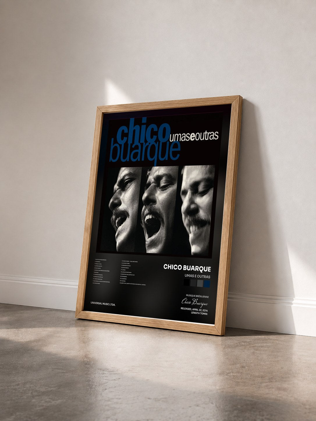 #bois Tableau de l'album Umas E Outras de Chico Buarque vu de trois quarts, cadre en bois brut