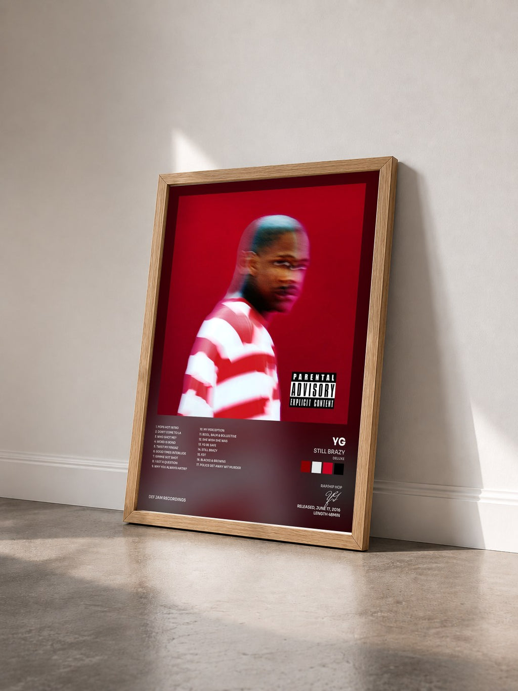 #bois Tableau de l'album Still Brazy (Deluxe) de YG vu de trois quarts, cadre en bois brut