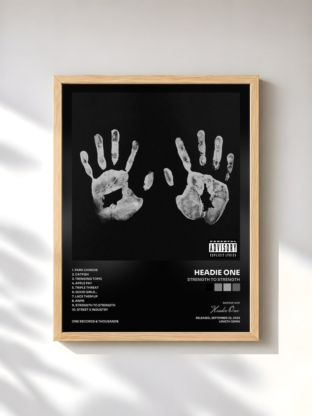 #bois Tableau de l'album STRENGTH TO STRENGTH de Headie One, cadre en bois brut, imprimé et encadré en France