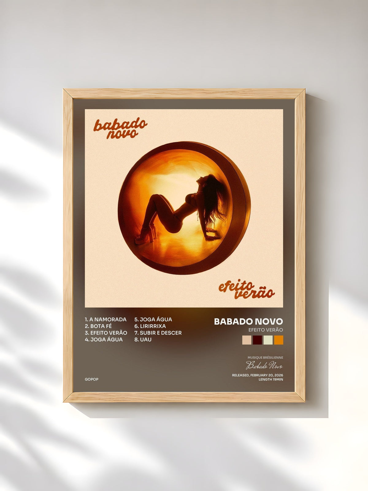 #bois Tableau de l'album Efeito Verão de Babado Novo, cadre en bois brut, imprimé et encadré en France