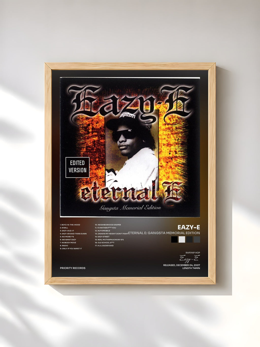 #bois Tableau de l'album Eternal E: Gangsta Memorial Edition de Eazy-E, cadre en bois brut, imprimé et encadré en France