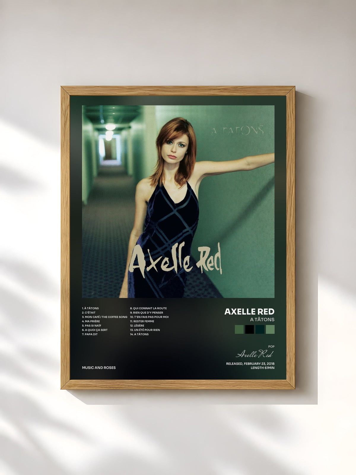 #bois Tableau de l'album A tâtons de Axelle Red, cadre en bois brut, imprimé et encadré en France