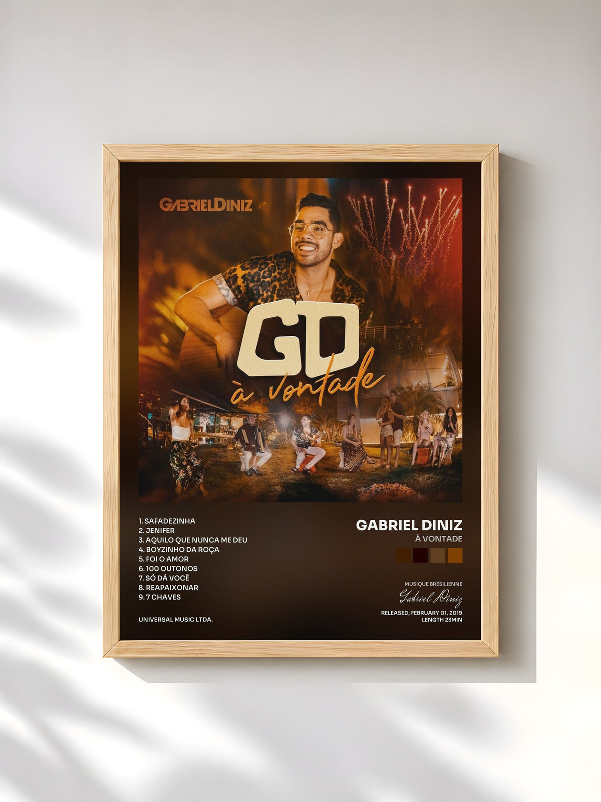 #bois Tableau de l'album À Vontade de Gabriel Diniz, cadre en bois brut, imprimé et encadré en France
